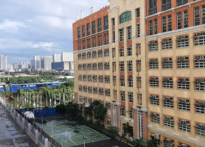 Little Lux Shore 2-t3 Improved Apartamento Manila